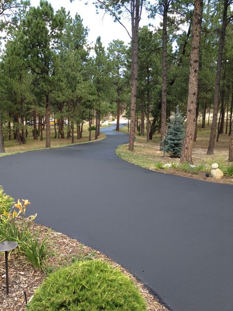 Asphalt driveway designed and installed by James Dawley Asphalt Paving Service Colorado Springs, CO Blacktop Driveway, Beautiful Driveways, Circle Driveway, Driveway Entrance Landscaping, Driveway Installation, Farm Entrance, Driveway Ideas, Asphalt Driveway, Driveway Entrance