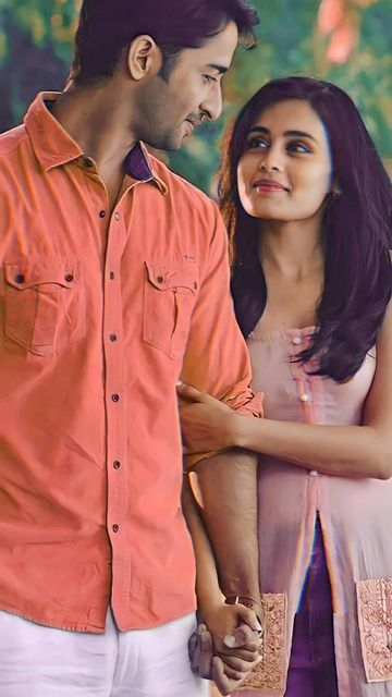 Romantic Couple Pic, Crown Headphones, Couple Pic Hd, New Love Pic, Romantic Pics, Best Couple Pictures, Couple Romantic, Indian Wedding Couple Photography, Gals Photos