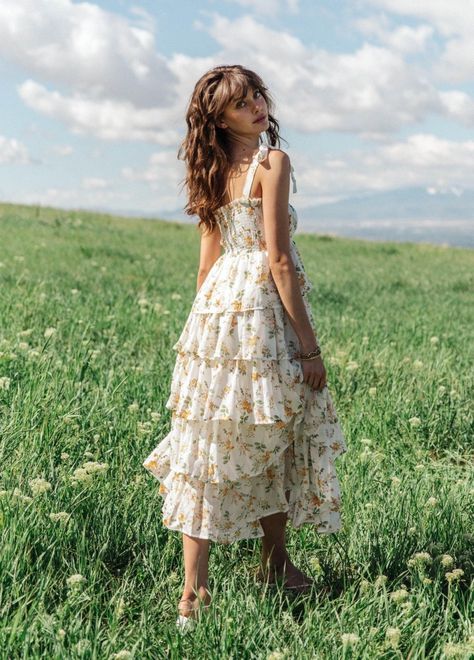 Latina Outfit, Girls Tea Party, Cottagecore Outfits, Senior Picture Outfits, Romantic Outfit, Indian Bridal Fashion, Girly Dresses, Dress Picture, Spring Dress