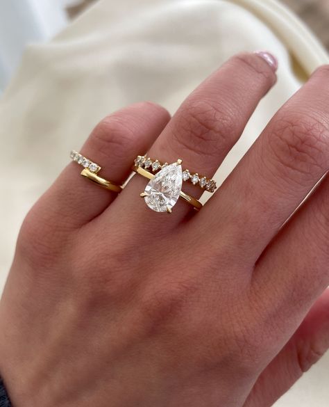 Double the sparkle with ✨Xanthe✨⁠ ⁠ 

Our beautiful double band Pear Solitaire💍⁠ ⁠ 

This stunning design can be worn as an engagement ring or fashion ring!⁠


Ring Details:
Xanthe - Double Band Pear Solitaire
2.5ct | E | VS2 Double Stone Engagement Ring, Pear Solitaire Engagement Ring, Engagement Ring With Wedding Band, Ring With Wedding Band, Double Band Ring, Most Popular Engagement Rings, Double Band Rings, Popular Engagement Rings, Engagement Ring Photos