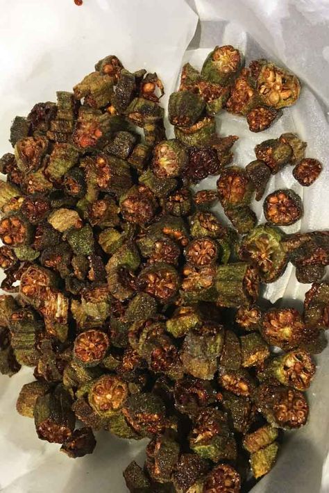 fried okra Fresh Fried Okra, Easy Fried Okra, Cooking Okra, How To Make Okra, Cook Okra, Fried Okra Recipe, How To Cook Okra, Fresh Okra, Okra Fries