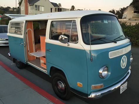 1971 VW Bus Westfalia Camper Weekender Beautiful Originally restored 1971 Vw Bus, Vw Camper Bus, Hippy Bus, Vw T2 Camper, Westfalia Camper, Boho Surf, Camper Bus, Vw Westfalia, Closet Cabinet