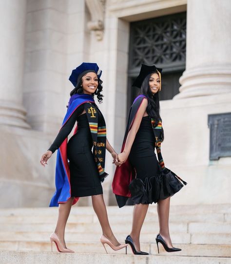 Bestie Graduation Pictures, Graduation Pictures Black, Graduation Pictures Black Women, Pictures Black Women, Graduation Dress University, Masters Graduation Pictures, Graduation Outfit College, Woman Doctor, Masters Graduation