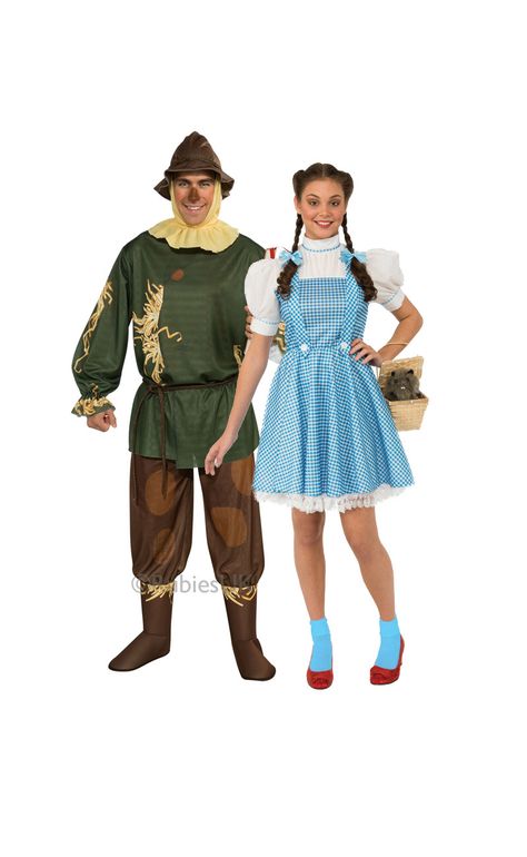 Dorothy-and-Scarecrow-couples-costumes Dorothy And Scarecrow Costume Couple, Wizard Of Oz Costume Ideas Couples, Dorothy And Scarecrow Costume, Dorothy And Scarecrow, Wizard Of Oz Movie, Oz Movie, Scarecrow Costume, Couples Costume, Couple Halloween