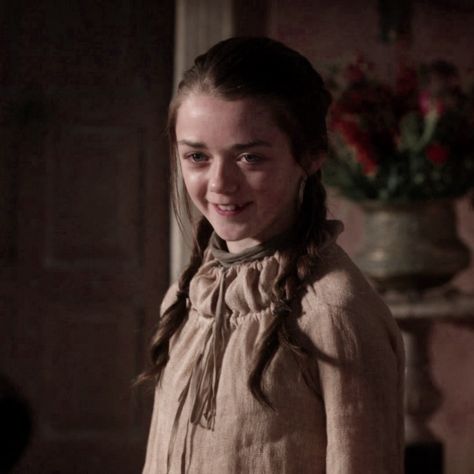 Arya Stark Season 1, Aria Stark, Ren Fair, Arya Stark, First Game, A Song Of Ice And Fire, Film Aesthetic, Losing Her, Wake Me Up