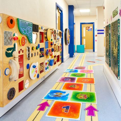 Sensory Room Ideas, Sensory Space, Sensory Classroom, Indoor Playground Design, Sensory Kids, Tactile Activities, Indoor Playroom, Daycare Design, Sensory Wall