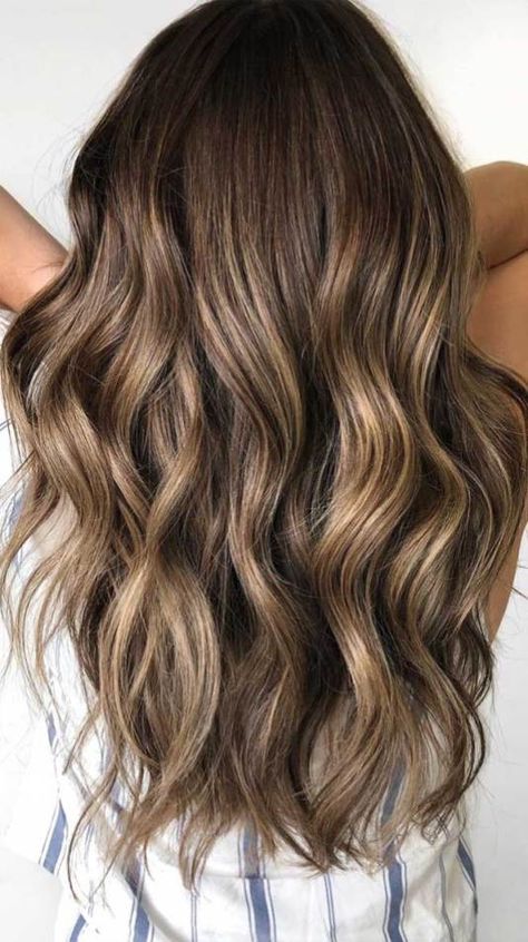 Wedding Hair Color Ideas, Beachy Waves Long Hair, Wedding Hair Color, Curls For Medium Length Hair, Curled Hairstyles For Medium Hair, Beachy Waves Hair, Wedding Hair Colors, Long Hair Waves, Beach Curls