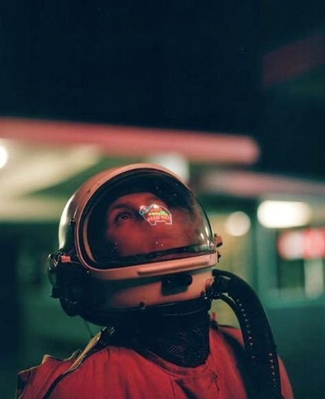 Somewhere Magazine on Instagram: “@jakeinez⁠ via @ukio.global” Astronaut Helmet, Film Grab, Astronauts In Space, In Frame, The Martian, Funky Art, Photography Inspo, Make Me Happy, Short Film