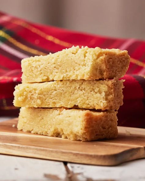 Scottish Shortbread Recipe, Traditional Scottish Shortbread, Traditional Shortbread Recipe, Best Shortbread Cookie Recipe, Scottish Desserts, Shortbread Recipe Easy, Scottish Shortbread, Shortbread Recipe, Scottish Recipes