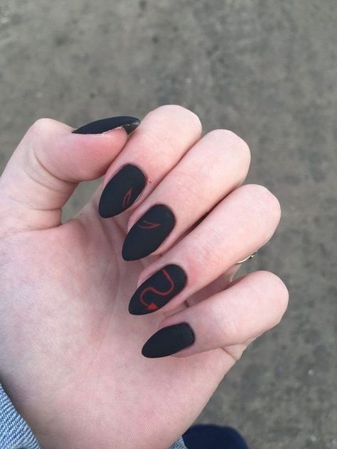 Gell Nails Extensions, Simple Witch Nails, Nirvana Nails, Black And Red Nails, Kutek Disney, Plain Nails, Punk Nails, Edgy Nails, Goth Nails