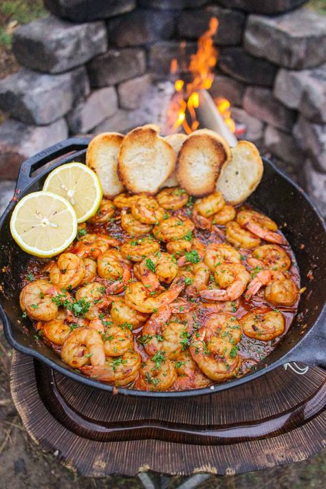 Spanish Garlic Shrimp, Over The Fire Cooking, Open Fire Cooking, Sherry Wine, Garlic Butter Shrimp, Shrimp Recipes For Dinner, Fire Food, Easy Seafood, Butter Shrimp