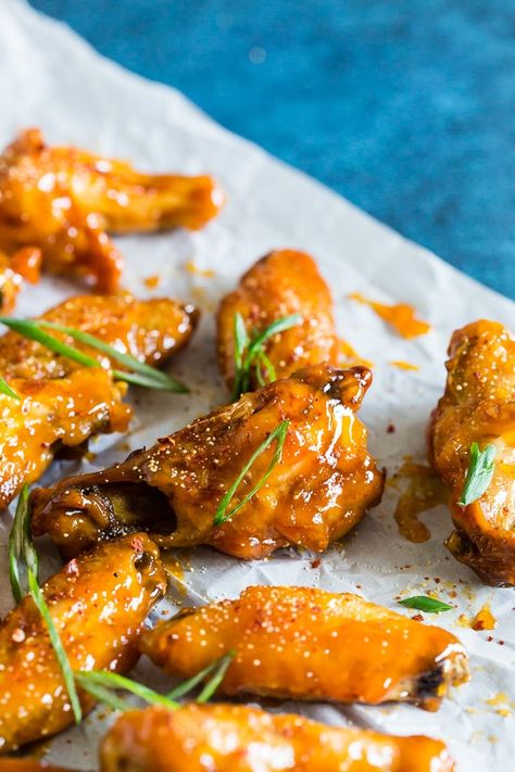 These pineapple mango habanero chicken wings are the perfect summertime appetizer or easy dinner! They're a delicious mix of sweet and spicy and can be made in your oven or the grill. It's time to give into your chicken wing cravings! Mango Wings, Mango Habanero Wings, Habanero Recipes, Glazed Chicken Wings, Cooking Chicken Wings, Wing Sauce Recipes, Chicken Wing Sauces, Doner Kebab, Glazed Chicken