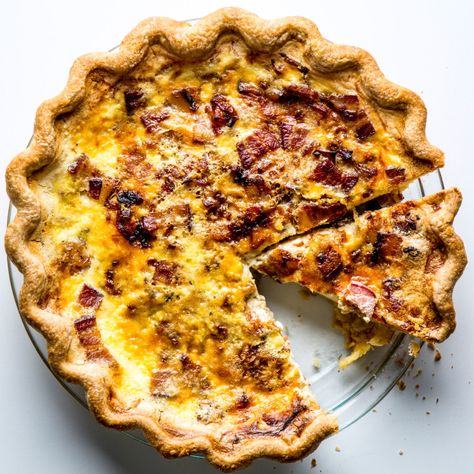 BA's Best Quiche Lorraine Buttery, bacon-y, and custardy, with a very tender, rich crust (thanks to the combination of butter and lard). Call it retro if you want—we say quiche is back. This is part of BA's Best, a collection of our essential recipes. Quiche Lorraine Recipe, Easter Brunch Food, Enjoy Your Meal, Cheese Burger, Egg Tart, Quiche Recipes, Smoked Bacon, Easter Brunch, Classic Food