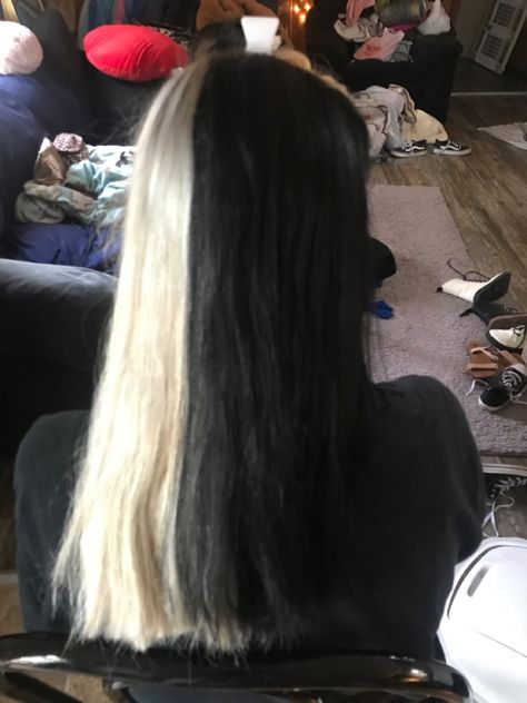 Long Two Tone Hair, Split Dyed Hair Black And Blonde, Black Blonde Split Dye, Black And Blonde Split Dye, Split Dye Black And Blonde, Black And White Split Dye, Split White And Black Hair, Black And Blonde Hair Split, Blonde Split Dye