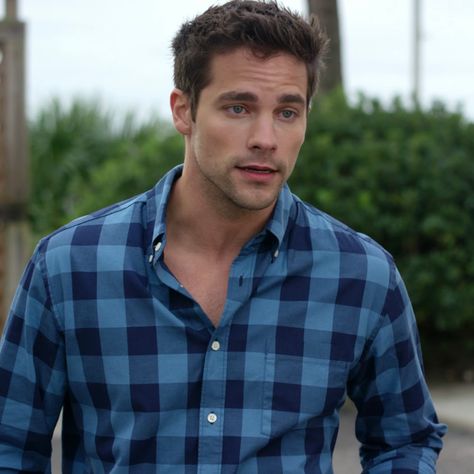 Brant Daughtery, Brant Daugherty, Scott Eastwood, Animated Man, Book Writing Inspiration, Plaid Shirt Men, Book Writing, Men Fashion Casual Outfits, Pretty Little Liars