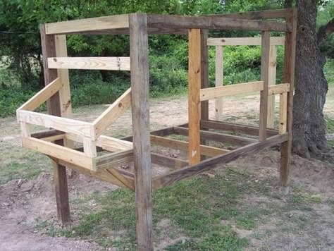 My Lovely Wife, Easy Chicken Coop, Chicken Barn, Portable Chicken Coop, Backyard Chicken Coop Plans, Chicken Tractors, Diy Chicken Coop Plans, Chicken Coop Run, Coop Design