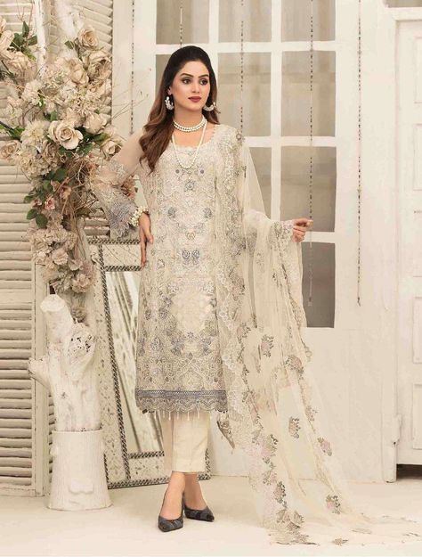 Tasavvur by Tawakkal - D-1734 - Tasavvur by Tawakkal - Original Buy Now https://www.thefashionstation.in/product/tasavvur-by-tawakkal-d-1734/ Black Pakistani Dress, Indian Dresses Online, White Lehenga, Pakistani Suit, Salwar Dress, Dress Salwar Kameez, Chiffon Collection, Pakistani Dress, Embroidered Dupatta