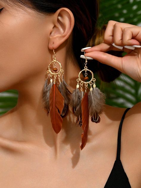 1pair Vintage Feather Decor Fashion Dangle Earrings For Daily WearI discovered amazing products on SHEIN.com, come check them out! Earrings For Daily Wear, Vintage Feather, Vintage Drop Earrings, Feather Decor, Starfish Earrings, Feather Jewelry, Long Dangle Earrings, Estilo Chic, Skull Earrings