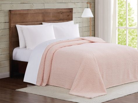 Linen bedding styling