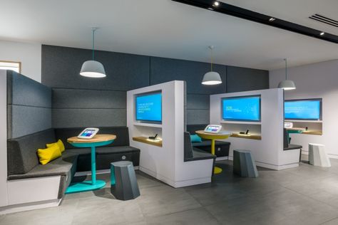 Store design for EE by Quinine, London – UK » Retail Design Blog Playstation Room, Showcase Store, Gaming Lounge, Gaming Center, Game Cafe, Concept Stores, Mobile Network, Retail Store Design, Retail Design Blog