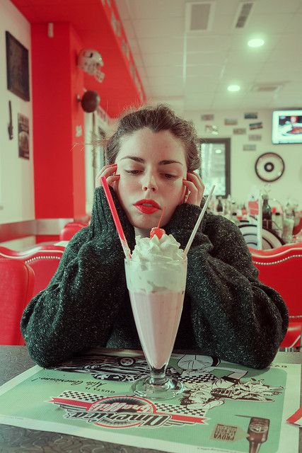 At Diner | The Americans Tatiana Follow me here: www.faceboo… | Flickr Diner Scene Cinematography, American Diner Photoshoot, Diner Photoshoot Ideas, Old Diner Photoshoot, 50s Diner Photoshoot, Diner Aesthetic Photoshoot, 50s Suburbia Aesthetic, Retro Diner Photoshoot, Fifties Aesthetic