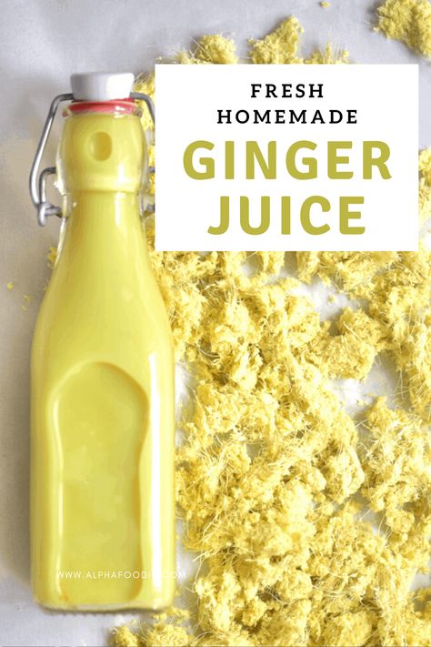 A simple DIY on how to juice ginger with and without a juicer - plus some idea on how to use this highly nutritious, superfood ginger juice and even save the pulp! How To Juice Ginger, Ginger Juice Recipe, Ginger Juice Benefits, Wellness Juice, Juice Pulp Recipes, Health Shots, Pulp Recipe, Easy Juice Recipes, Juice Benefits