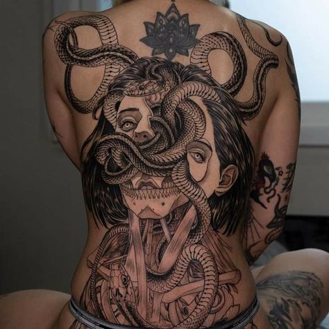 Backpiece Tattoo, Girl Back Tattoos, Back Piece Tattoo, Tattoed Women, Pieces Tattoo, Creepy Tattoos, Back Tattoo Women, Badass Tattoos, Dark Tattoo