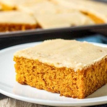 Pumpkin Sheet Cake With Brown Butter Frosting, Pumpkin Cake Icing, Best Pumpkin Cake, Brown Butter Icing, Caramel Apple Desserts, Layered Pumpkin Cheesecake, Chocolate Chip Bundt Cake, Homemade Brownies Easy, Dessert Pizza Recipes