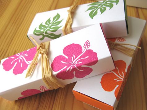 Tropical Hibiscus Island Style Wedding Favor Boxes, Hawaii Wedding Favor Hawaiian Wedding Favors, Island Style Wedding, Island Night, Tropical Wedding Favor, Coffee Wedding Favors, Honey Wedding Favors, Succulent Wedding Favors, Creative Wedding Favors, Inexpensive Wedding Favors