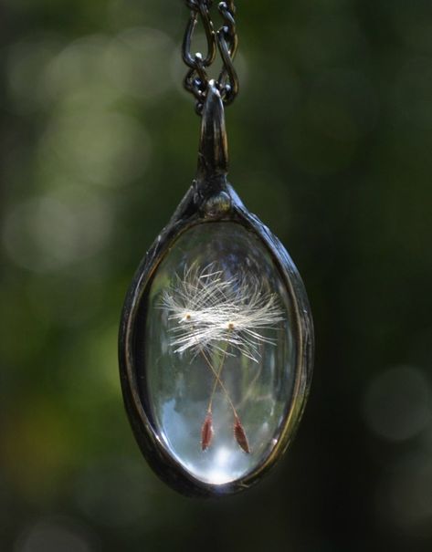 Dandelion Necklace, Terrarium Jewelry, Dandelion Seed, Real Flower Jewelry, Oval Necklace, Silver Heart Pendant, Vintage Type, Black Jewelry, Bijoux Diy