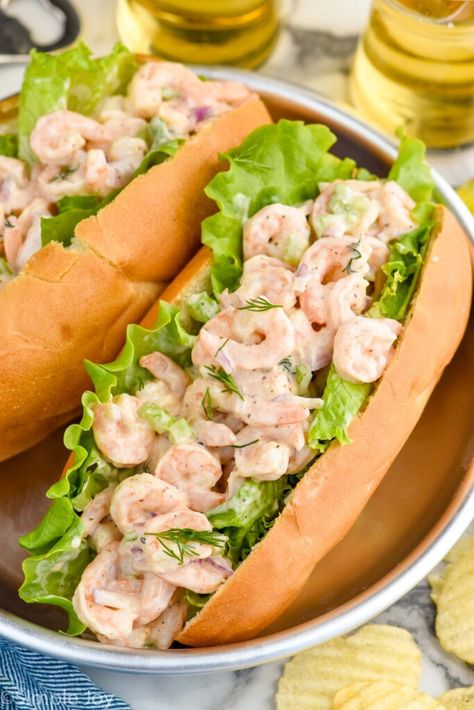 Shrimp Salad Sandwich, Shrimp Salad Recipe, Tostada Recipes, Crab Pasta, Avocado Tuna Salad, Egg Salad Sandwich, Shrimp Salad Recipes, Salad Chicken, Chicken Sandwich Recipes