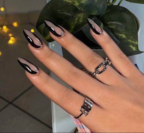 Kylie Nails, Maquillage On Fleek, Nails Yellow, Black Acrylic Nails, Classy Acrylic Nails, Almond Acrylic Nails, Soft Nails, Beauty Nail, Fire Nails