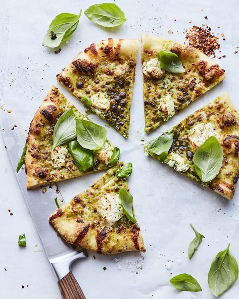 Roasted Garlic Goat Cheese Pizza with Basil Vinaigrette - What's Gaby Cooking Pizza With Basil, Pizza Dough Ingredients, Incredible Pizza, Goat Cheese Pizza, Garlic Sauce Recipe, Whats Gaby Cooking, Basil Vinaigrette, Homemade Pizza Dough, Garlic Mashed