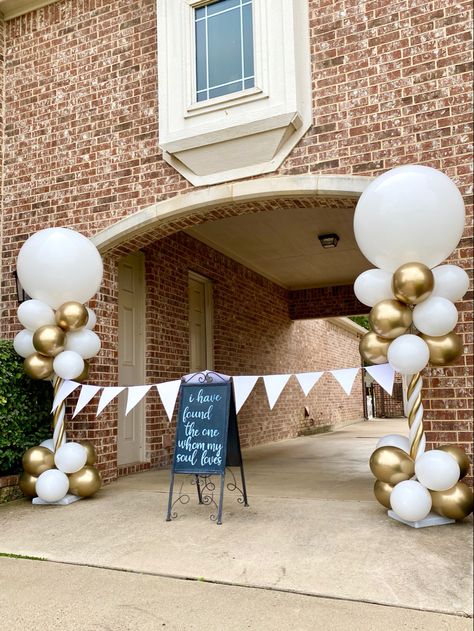 Garage Door Decorating Ideas For Party, Balloon Decorations Entrance, Balloon Entrance Decor Front Doors, Entrance Balloon Decoration, Opening Ceremony Ideas, Grand Opening Balloons Decoration, Inauguration Decoration Ideas, Opening Ceremony Decoration, Opening Balloon Decoration