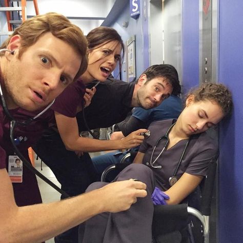 Rachel DiPillo fan 💗💗💗 on Instagram: “😴😍💗Good night #sarahreese #racheldipillo #onechicago #chicagomed #willhalstead #nickgehlfuss #nataliemanning #torreydevitto #connorrhodes…” Starks Daughter, Med Doctor, Nick Gehlfuss, Chicago Crossover, Colin Donnell, Torrey Devitto, Chicago Justice, Chicago Family, Chicago Shows