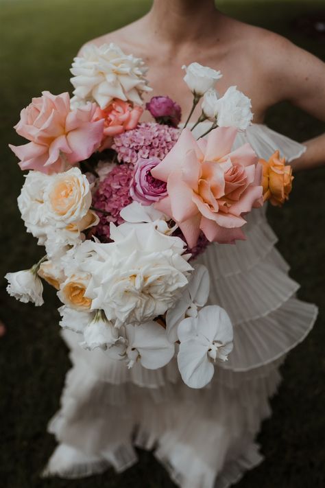 Flowers Pink Bouquet, Best Of 2022, Cork Wedding, Hunter Valley Wedding, Wedding Coasters, Flower Inspiration, Hello May, Victorian Wedding, Wedding Flower Inspiration