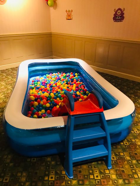 Awesome pool ball pit with slide took about 700 balls to get this full hand me down second hand items Diy Ball Pit With Slide, Ball Pit Party Ideas, Birthday Party Ball Pit, Slide Into Ball Pit, Inflatable Pool Ball Pit, Diy Ball Pit For Party, Ball Pit Slide, Diy Ball Pit For Toddlers, Homemade Ball Pit