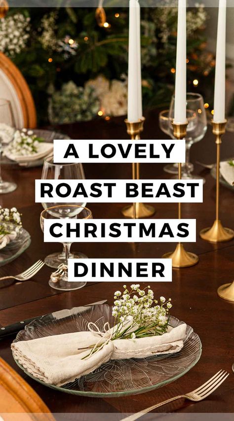 All the recipes you'll need for a gorgeously festive, elegantly simple, traditional and original "roast beast" Christmas dinner from cocktails to dessert! This is a top round roast beef meal with cozy, yuletide sides, bright colors, easy appetizers, and a rich, seasonal dessert that takes only 15 minutes to make! Christmas Dinner Roast Beef, Roast Beef Christmas Dinner Sides, Roast Beast Grinch, Roast Beef For Christmas Dinner, Easy Elegant Christmas Dinner, Roast Beast Grinch Recipe, Sides For Roast Beef Dinner, Simple Christmas Eve Dinner Ideas, Roast Beef Sides