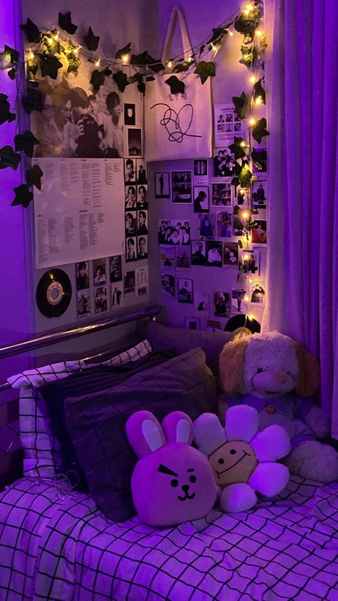 #room #roomdecoration #bedroom #pinterest #aesthetic #bts #idea #kpop Room Ideas Bedroom Kpop, Hostel Room Decor Ideas Aesthetic, Dorm Room Decor Ideas Aesthetic, Bedroom Makeover Aesthetic, Kpop Bedroom Decor, Bedroom Decor Kpop, Kpop Inspired Bedroom, Bedroom Kpop Aesthetic, Cute Kpop Room Ideas