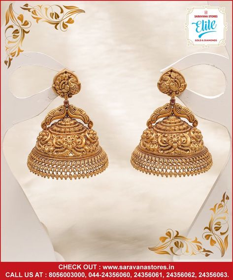 Big Earrings Gold, Indian Gold Necklace Designs, Simple Bridal Jewelry, Gold Jhumka, Antique Gold Earrings, Gold Jhumka Earrings, Jewelry Store Design, Gold Temple Jewellery, Traditional Silk Saree