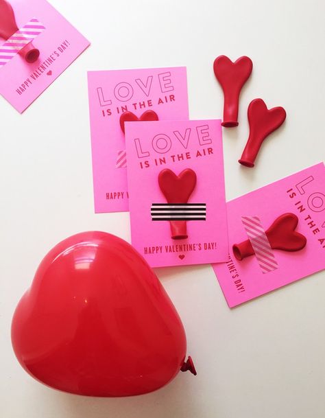 10 Last-minute Valentines for Kids - Hither & Thither Homemade Valentine, Valentine Phrases, Cadeau St Valentin, Valentines Bricolage, Valentines Games, Valentines Balloons, Love Balloon, Homemade Valentines, My Funny Valentine