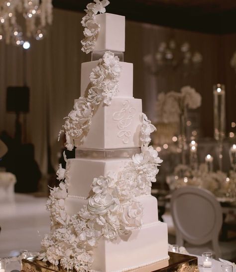 Opulent Wedding Cake, Wedding Cakes Elegant Unique Classy, Biggest Wedding Cake, Square Wedding Cakes Simple, Massive Wedding Cakes, Giant Wedding Cakes Elegant, Luxury Wedding Cake Big White, Glamorous Wedding Cakes, White And Gold Wedding Cake