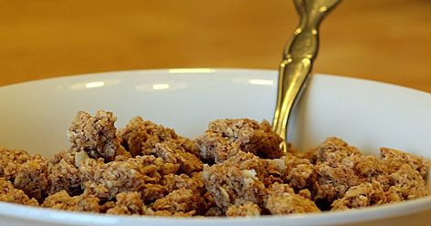 Don't forget the Super Secret Recipe GIVEAWAY (Vanilla Chocolate Granola)!   NEW -  Click here  to see my favorite tools and resources plu... Oat Bran Recipes, Oat Bran Cereal, Oat Bran, Bran Cereal, Dairy Free Breakfasts, Chocolate Granola, Granola Recipe, Vanilla Chocolate, Breakfast Pancakes