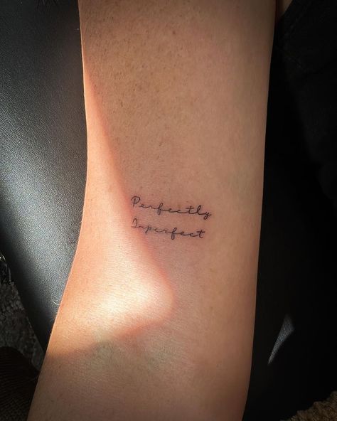 Veronica🖤 on Instagram: “Perfectly imperfect #tattooinspo #idahotattooartist #getinked #littletattoo #blacktattoos #idahosmallbusiness #finelinetattoos #tinytat…” Imperfection Tattoo, Magic Tattoo, Fine Line Tattoo, Line Tattoo, Minnie Birthday, Little Tattoos, Fine Line Tattoos, Line Tattoos, Fine Line