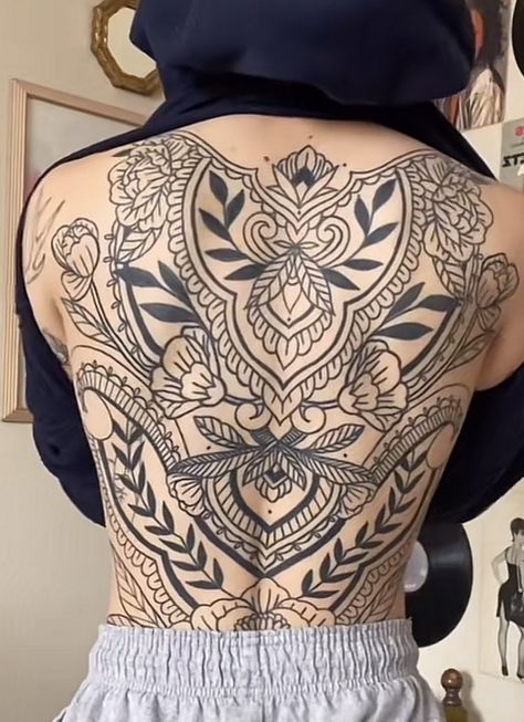 Female Ornamental Back Tattoo, Back Tattoo Women Pattern, Love Handle Tattoo Men, Mandala Back Piece Tattoo, Geometric Back Tattoo Female, Full Upper Back Tattoo Women, Female Back Piece Tattoo, Women’s Back Piece Tattoo, Full Back Ornamental Tattoo