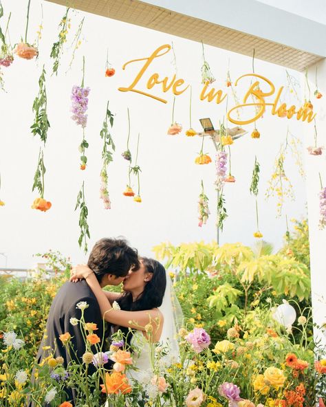 LOVE IN BLOOM A sunny and floral wedding party in a small garden... There is a love that is blooming between Vy and Hoang. We no longer notice the 39-degree heat of Saigon, but only see the happiness that is blossoming. Starring: Mr.Hoang & @soriinah ￼￼ Producer: @bela.studiovn Director: @_nguyenthanhvu_ AD: @ly_van_anh Photography: @vanduong.folio @_builinhduonggg @_danh.nguyrn Cinematography: @trphuoctai @duyanhtran04 @l.k.tin_ Editor: iat.hna Planner: @riic.planner Decoration: @wynnweddi... Floral Wedding Party, Colorful Wedding Ideas, Engagement Themes, Wedding Minimal, Marriage Inspiration, Photo Booth Backdrop Wedding, Love In Bloom, Backdrop Wedding, Wedding Decor Style