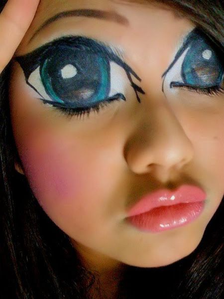 Anime Eye Makeups  I need this for Halloween!! Simple Halloween Face Painting, Anime Make-up, Manga Makeup, Girl Eye Makeup, Bratz Halloween Costume, Cartoon Makeup, Anime Eye Makeup, Novel Inspiration, Face Paints