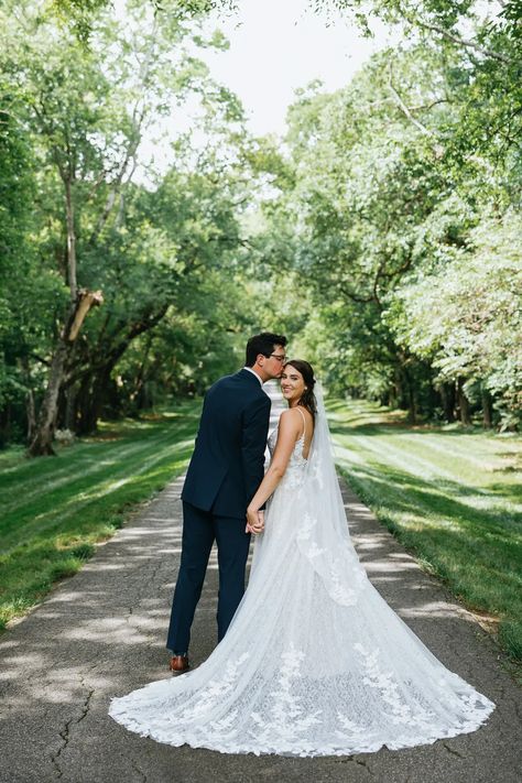 Maple Grove Estate wedding in Knoxville, Tennessee with bride's mother's dress. Classic garden party estate wedding in July photographed by Jayna Biery Photography, a Tennessee wedding photographer. The couple wore classic gold and diamond wedding rings. The bridesmaids wore pale pink dresses and carried colorful wedding bouquets for a garden party wedding. Maple Grove Estate Knoxville, Pale Pink Dresses, Brides Mother Dress, Colorful Wedding Bouquet, Wedding Shot List, Pale Pink Dress, Maple Grove, Wedding Shot, Knoxville Wedding