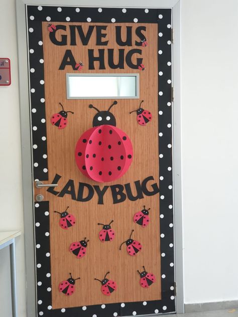 Ladybug Birthday Bulletin Board, Ladybug Theme Classroom Decor, Ladybug Classroom Theme Preschool, Bug Door Decorations Classroom, Ladybug Bulletin Board Ideas, Clasroom Board Decor, Ladybug Classroom Door, Spring Preschool Door Ideas, Classroom Door Decoration Ideas Creative