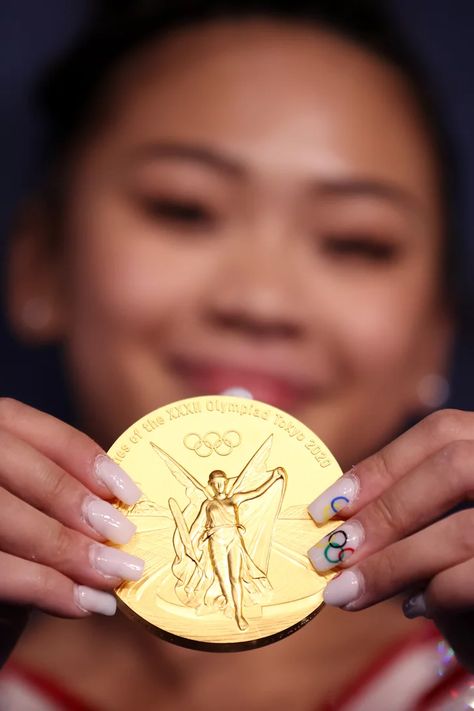 See Sunisa Lee's TikTok Dance With Her Gold Medal Olympic Nails, Brazilian Wool Hairstyles, Gymnastics History, Gymnastics Medals, Celebrity Workouts, Olympic Gold Medal, Women's Soccer Team, Rice Paper Decoupage, Simple Nail Art